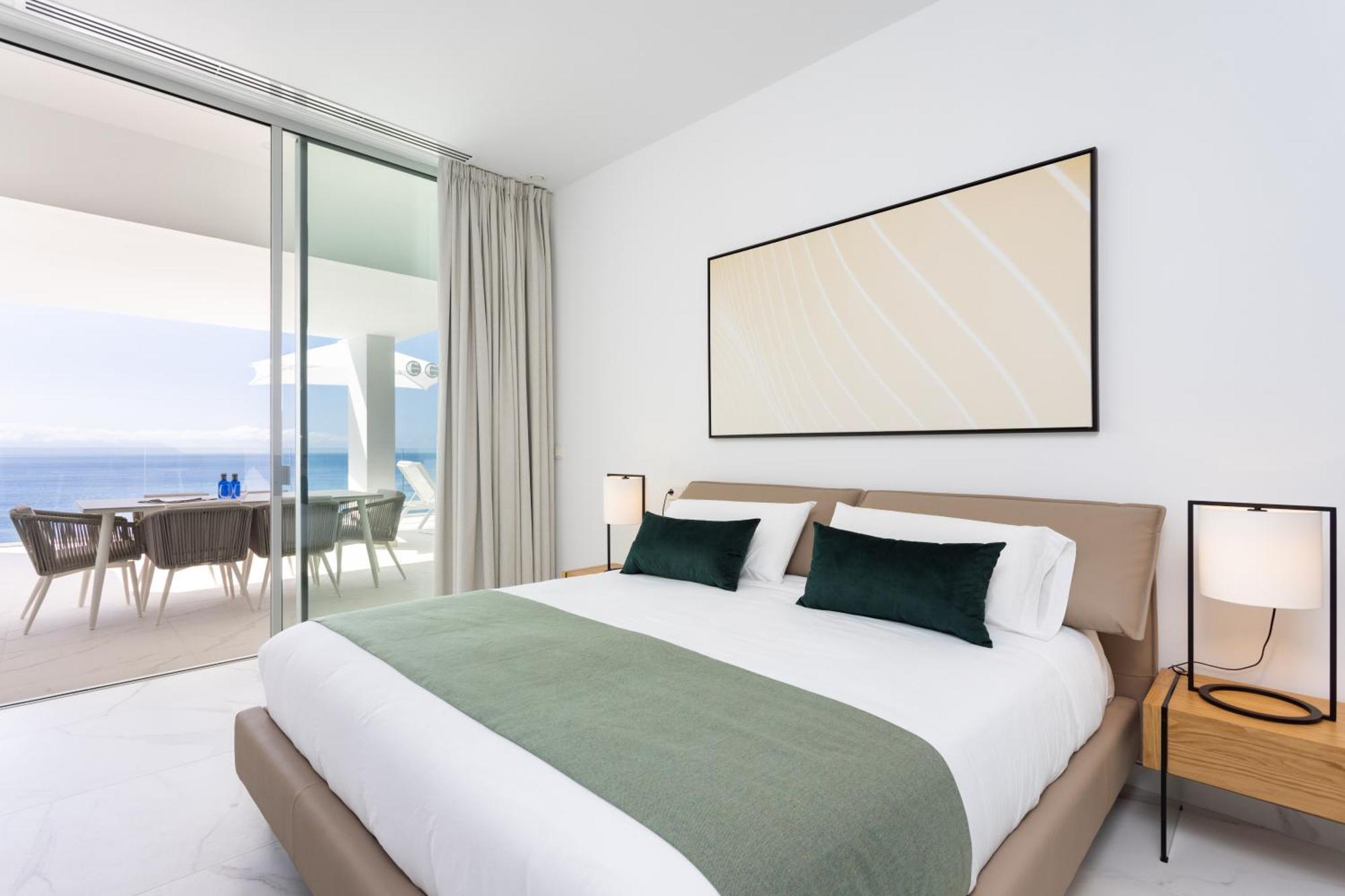 Crystal I Luxury Apartments By Enjoyahome Acantilado de los Gigantes Ngoại thất bức ảnh