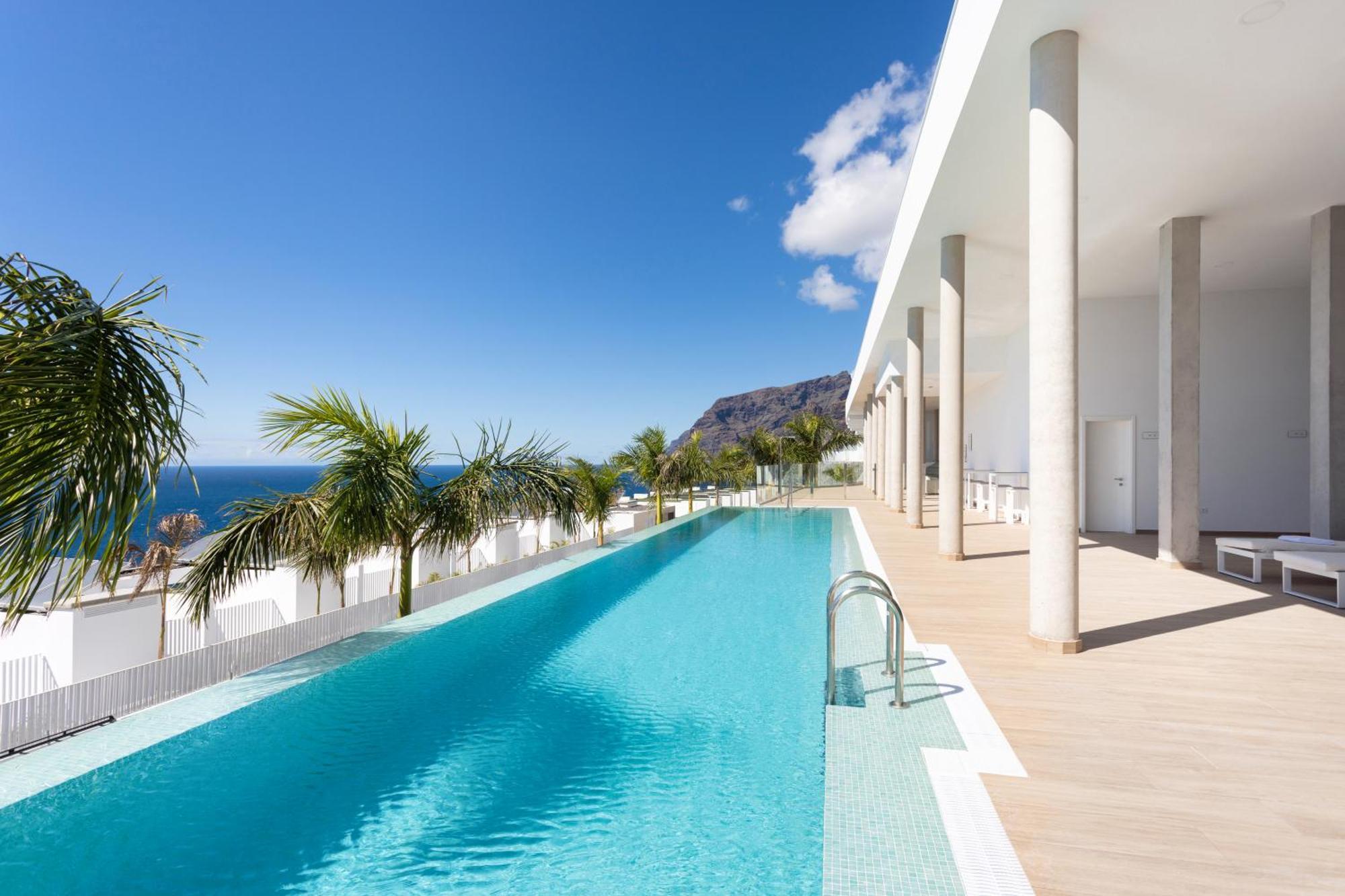 Crystal I Luxury Apartments By Enjoyahome Acantilado de los Gigantes Ngoại thất bức ảnh