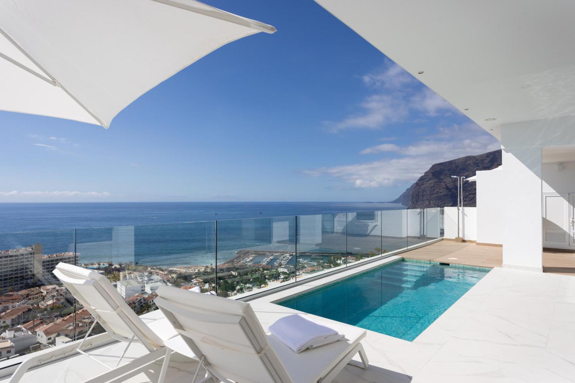 Crystal I Luxury Apartments By Enjoyahome Acantilado de los Gigantes Ngoại thất bức ảnh