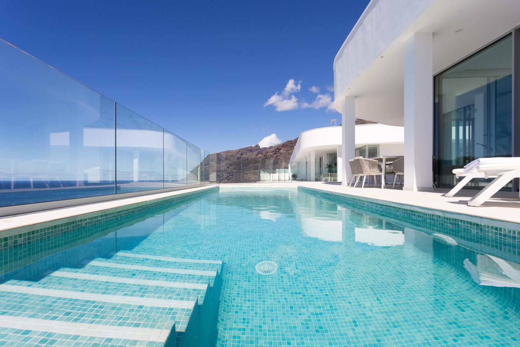 Crystal I Luxury Apartments By Enjoyahome Acantilado de los Gigantes Ngoại thất bức ảnh