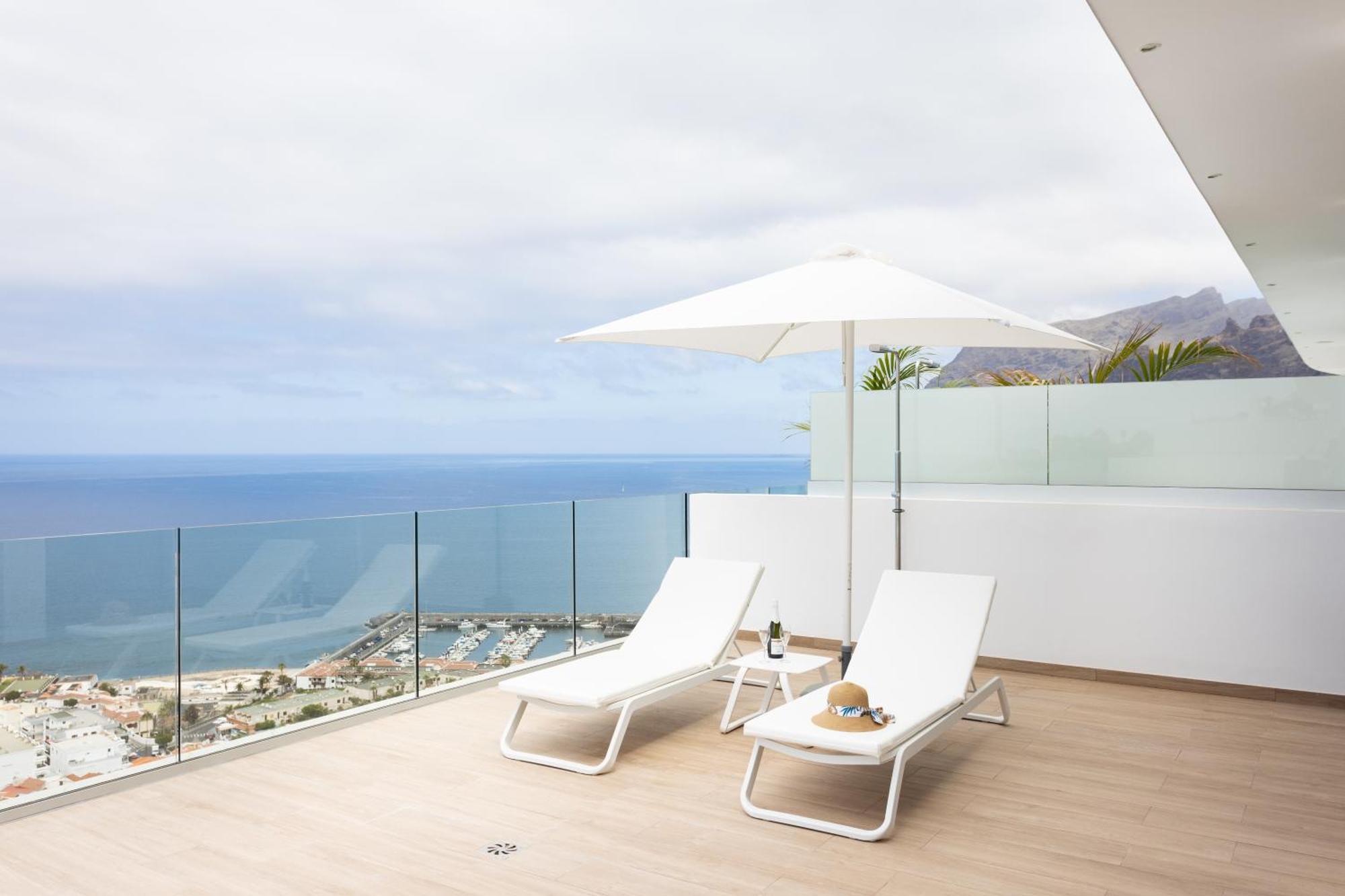 Crystal I Luxury Apartments By Enjoyahome Acantilado de los Gigantes Ngoại thất bức ảnh
