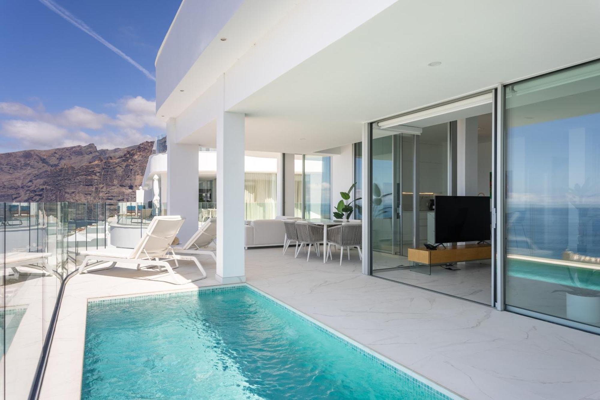 Crystal I Luxury Apartments By Enjoyahome Acantilado de los Gigantes Ngoại thất bức ảnh