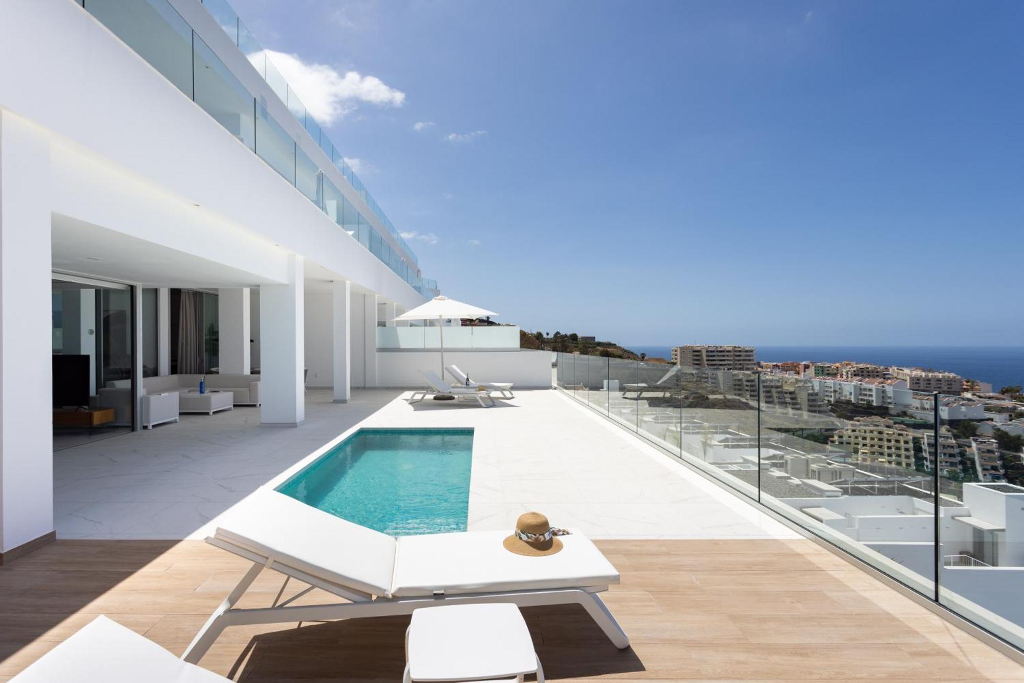 Crystal I Luxury Apartments By Enjoyahome Acantilado de los Gigantes Ngoại thất bức ảnh