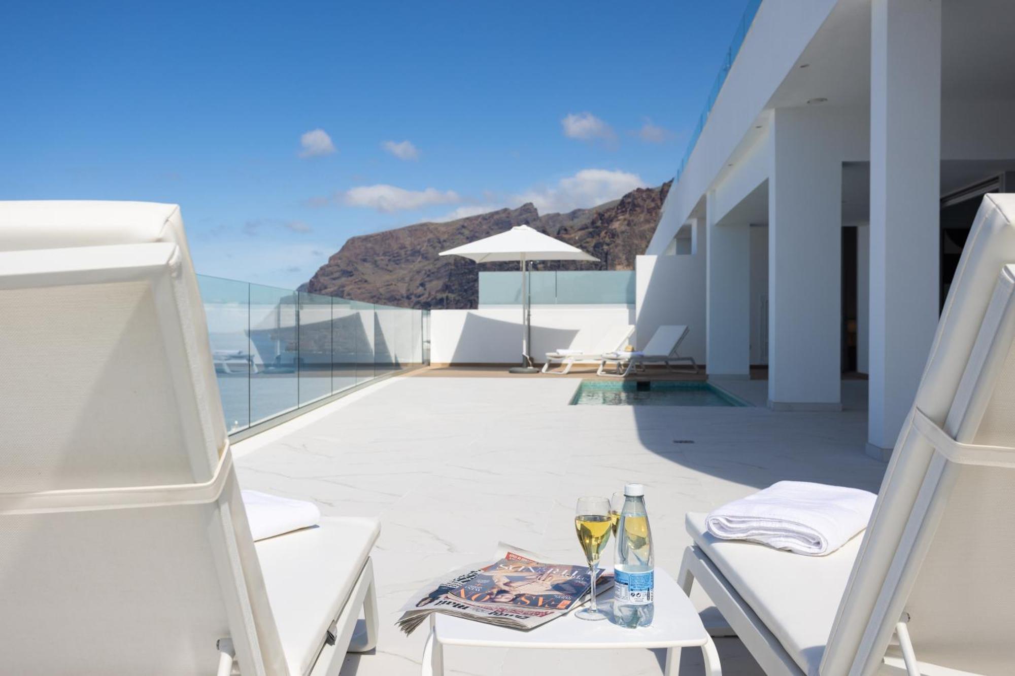 Crystal I Luxury Apartments By Enjoyahome Acantilado de los Gigantes Ngoại thất bức ảnh