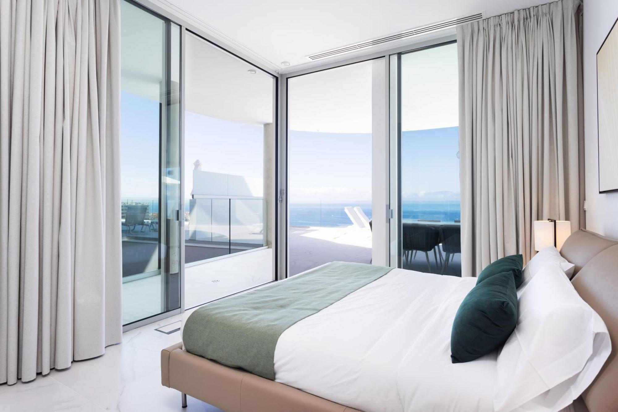 Crystal I Luxury Apartments By Enjoyahome Acantilado de los Gigantes Ngoại thất bức ảnh