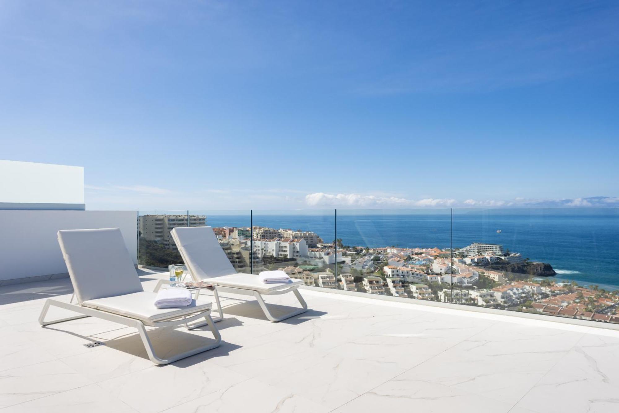 Crystal I Luxury Apartments By Enjoyahome Acantilado de los Gigantes Ngoại thất bức ảnh
