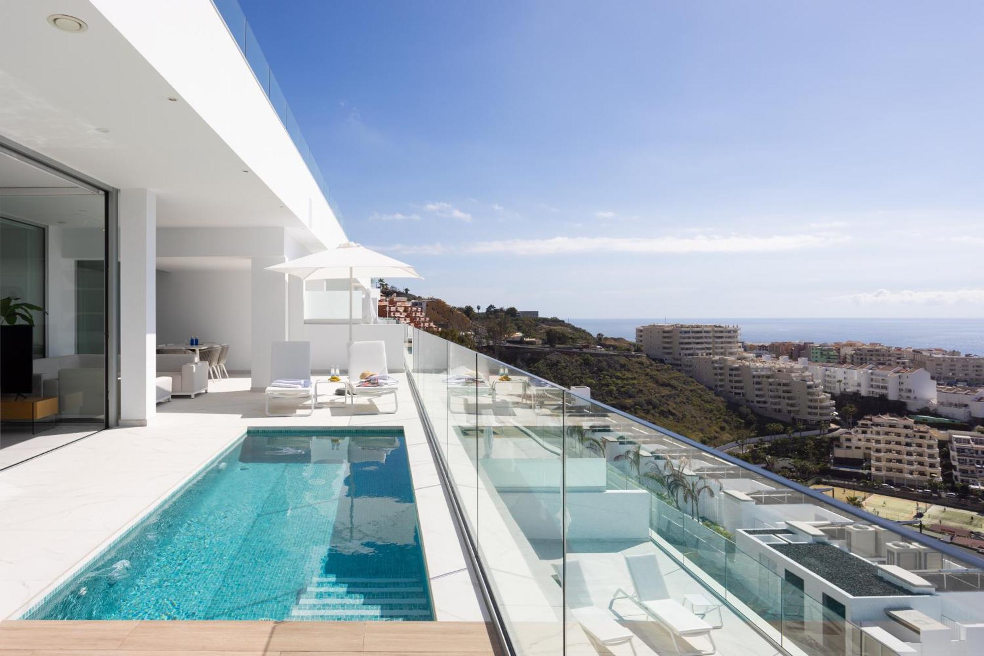 Crystal I Luxury Apartments By Enjoyahome Acantilado de los Gigantes Ngoại thất bức ảnh